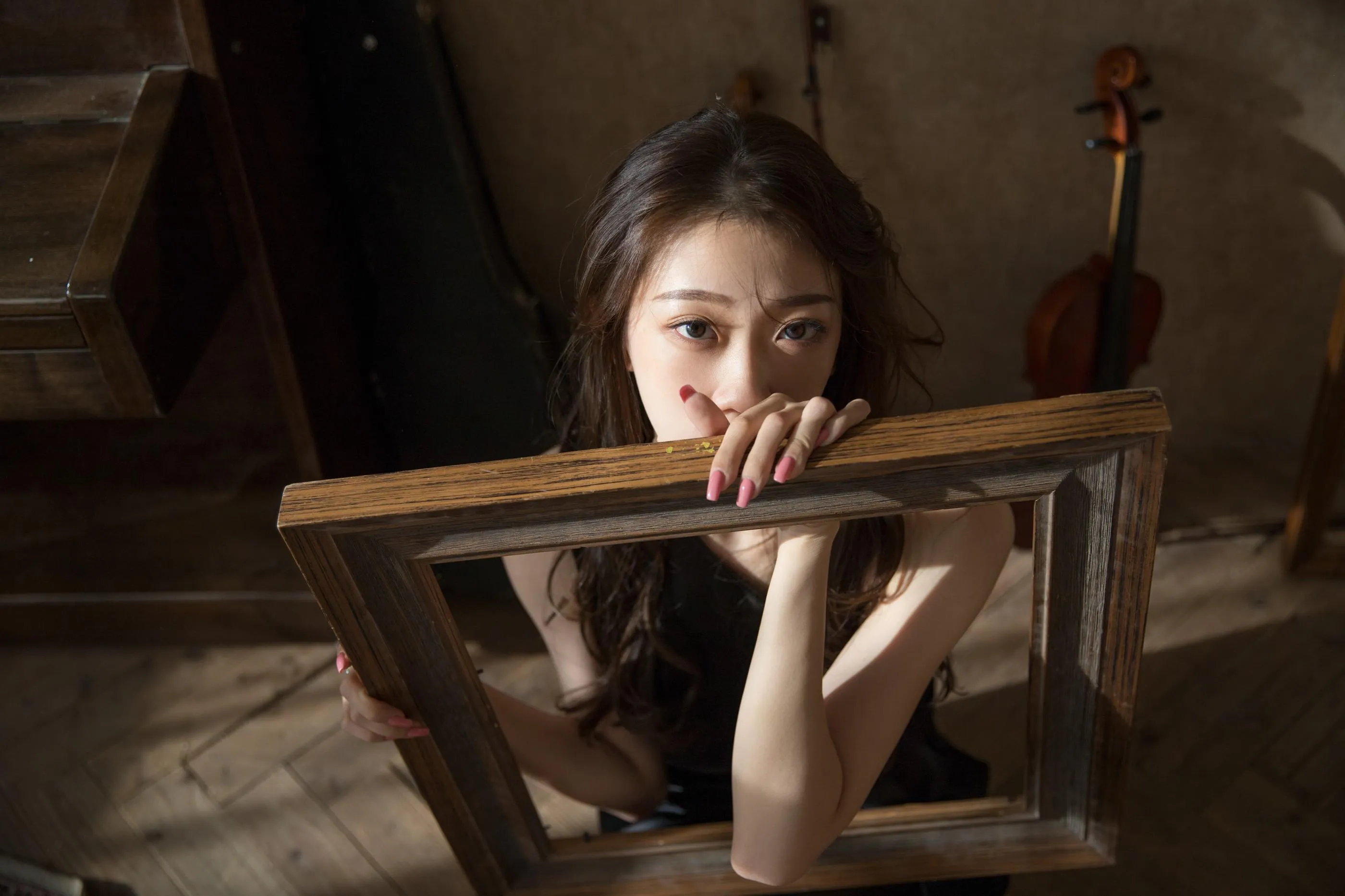 [YITUYU艺图语]2021.10.21 回忆总想哭 一朵大晶晶 [22P]插图6